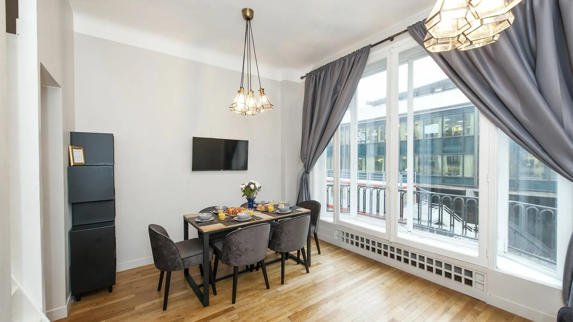 Le Marais - Hotel De Ville Apartment *